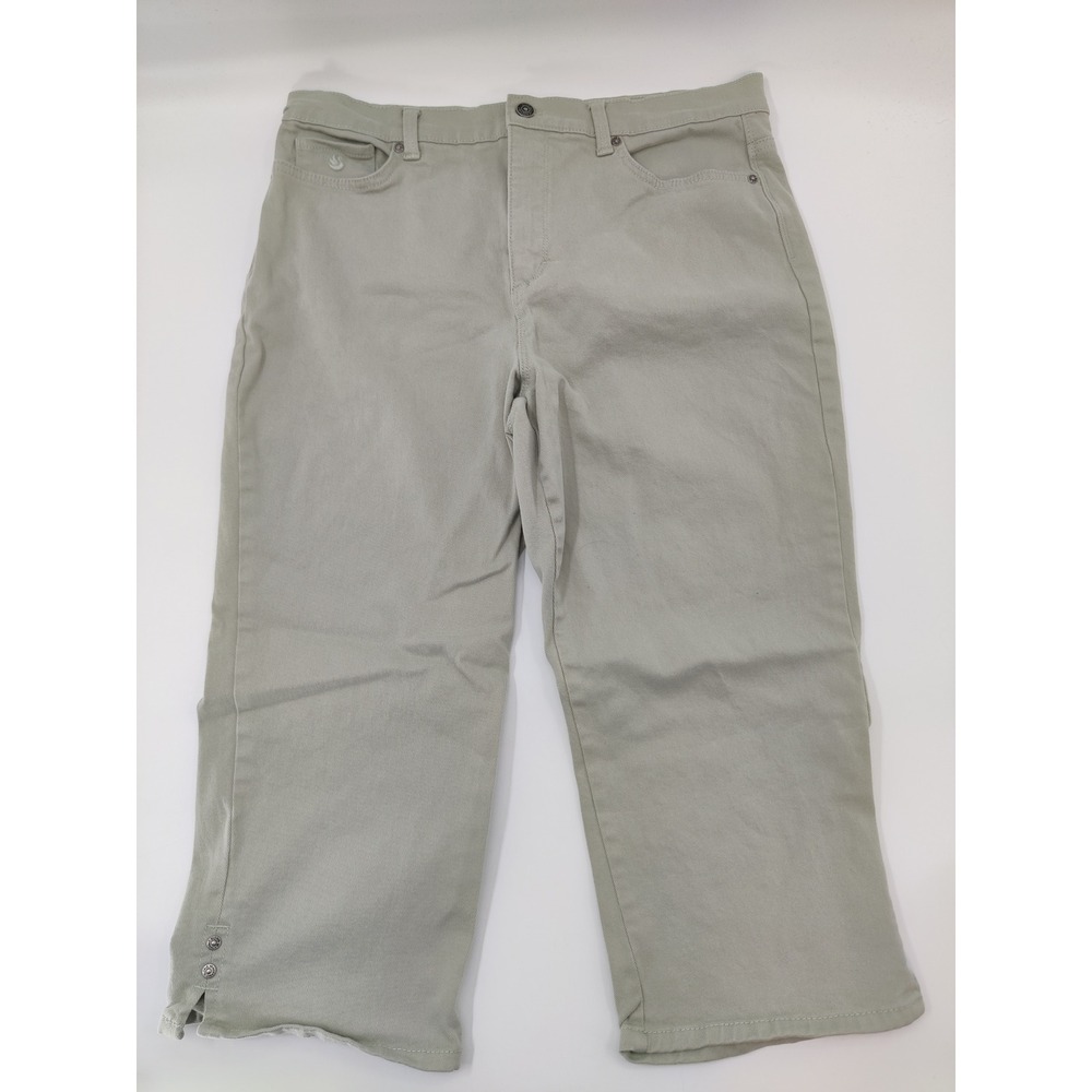 Gloria Vanderbilt All Around Slimming Capri Pants Button Hem Sz 14 Lgt Green
